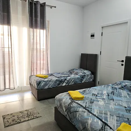 Klea * Velipojë